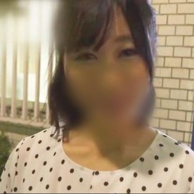 FC2-PPV-3713083 《人妻》**pyyzyonnxn 清楚系・アラサー人妻◆清楚な人妻が淫乱化◆スレンダー美ボディを見せつけるように弓反りさせて昇天！