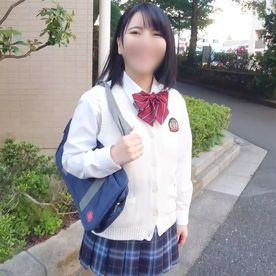 FC2-PPV-3743378 【素人】**nxsnqsoxy 天使のように透明感がある、剛毛マンコ女子”なつきちゃん” ほぼ処女に近いおまんこは敏感で、手マンだけでもイっちゃう♥