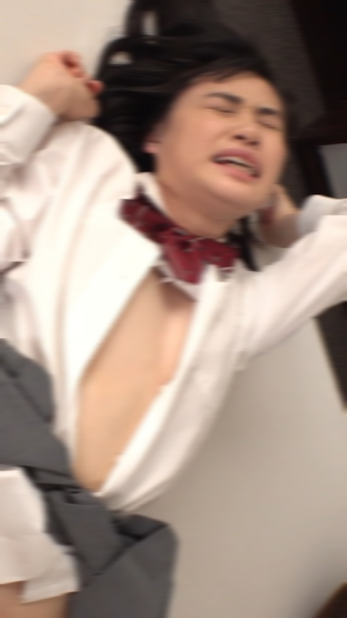 FC2-PPV-3806343 【素人】**nxyoqs*yq １８才。アイドル目指す黒髪清楚系女子のハメ撮り映像 Sample 2