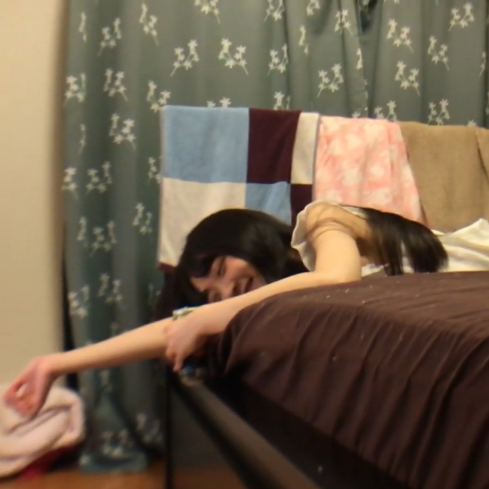 FC2-PPV-3809375 20歳になったばかりで男友達と宅飲み。**nxyoqnxzq 2人がかりで中出しされてしまう女子大生。 Sample 2