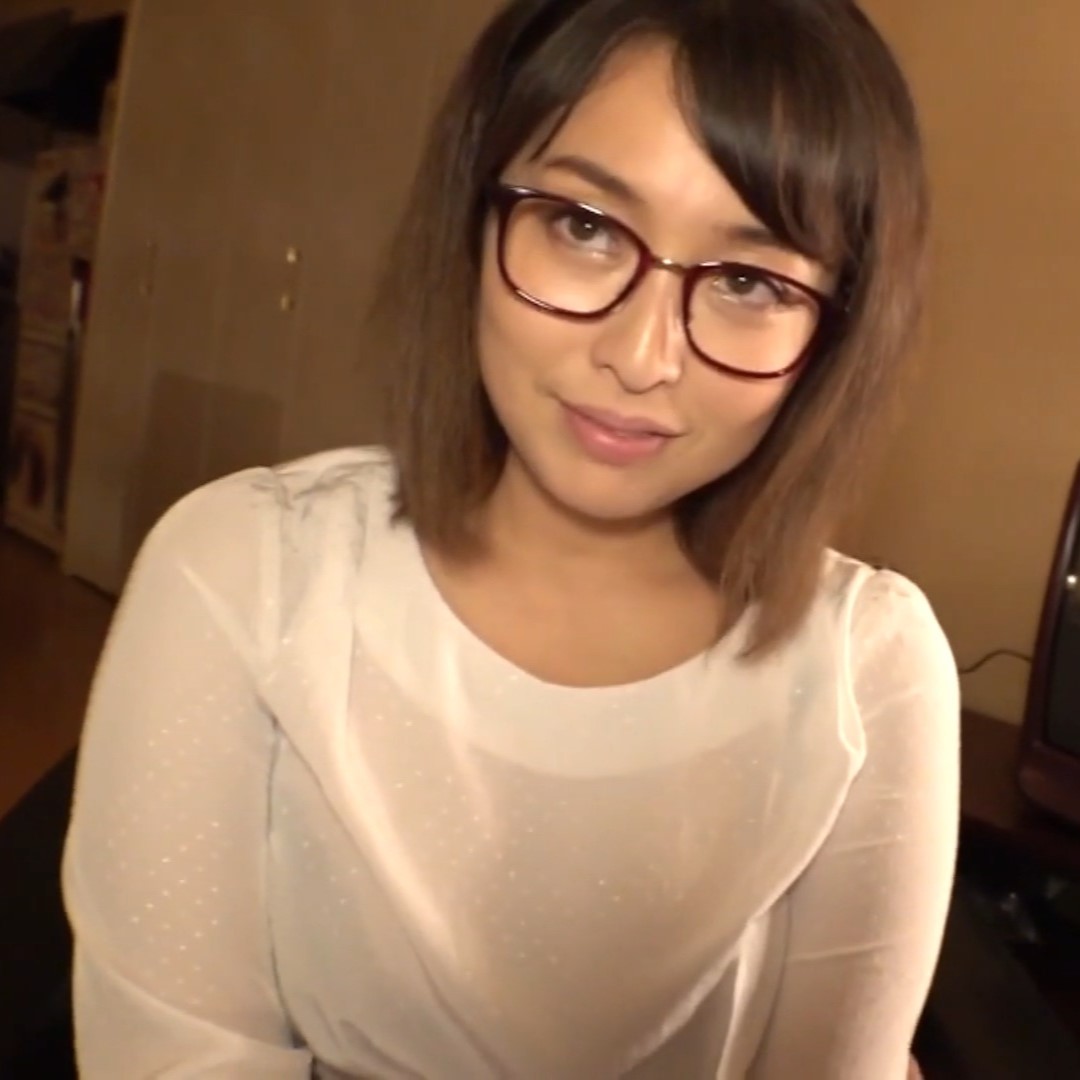 FC2-PPV-3822701 【M大生】***jzn*yoxxn 高学歴巨乳理系眼鏡っ子女子大生NTR。この後彼氏とは別れたようです。。。 Sample 1