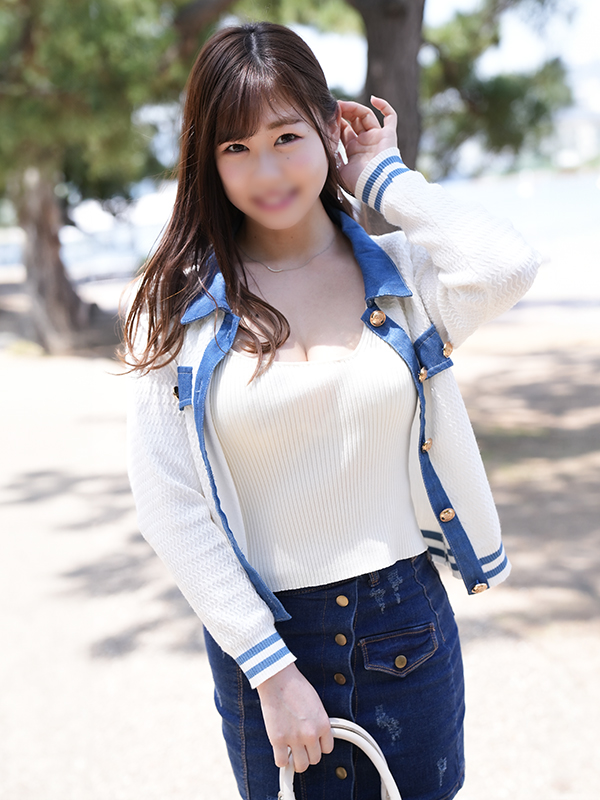 FC2-PPV-3847110 独占販売50%OFF!※初回数量限定※【個撮・中出し】**pyynxssyoy エロ過ぎるカラダの「美巨乳」女子大生 ここめろ・20歳 Sample 1