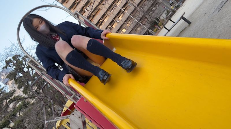 FC2-PPV-3852678 ケツ好き必見【個人撮影】**pyyxzpojsy 天真爛漫なナツカちゃんとの割り切り映像_幼い見た目のクセにエロ過ぎるお尻の持ち主です。 Sample 2