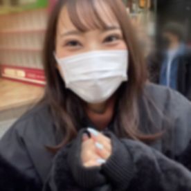 FC2-PPV-3900332 爬虫類顔の激カワっ子。**nxy*xozxj 渋谷でデート → ハメ撮り → 中出しまでの一部始終