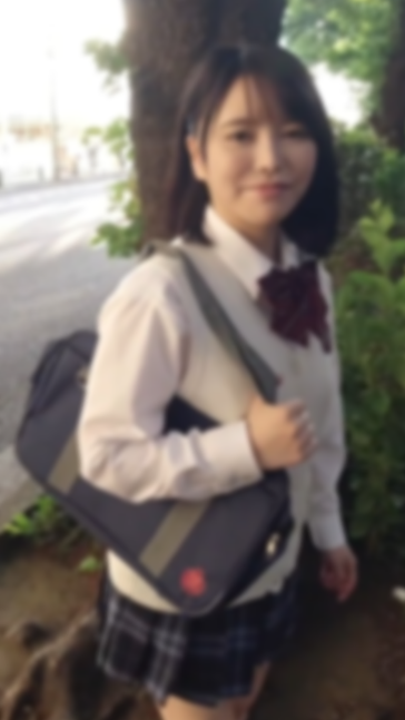 FC2-PPV-3917457 **会長をしている真面目で清楚な18歳**。***sqoxoz*ys 生ハメされて色白の柔肌を汚される。 Sample 1