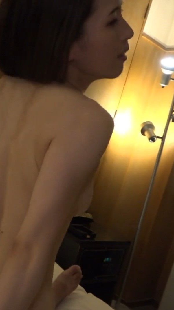 FC2-PPV-3944537 【期間限定】**zojyn*yson 某コレクション出演の元美人モデル。Eカップ色白細身の体に中出し。 Sample 2