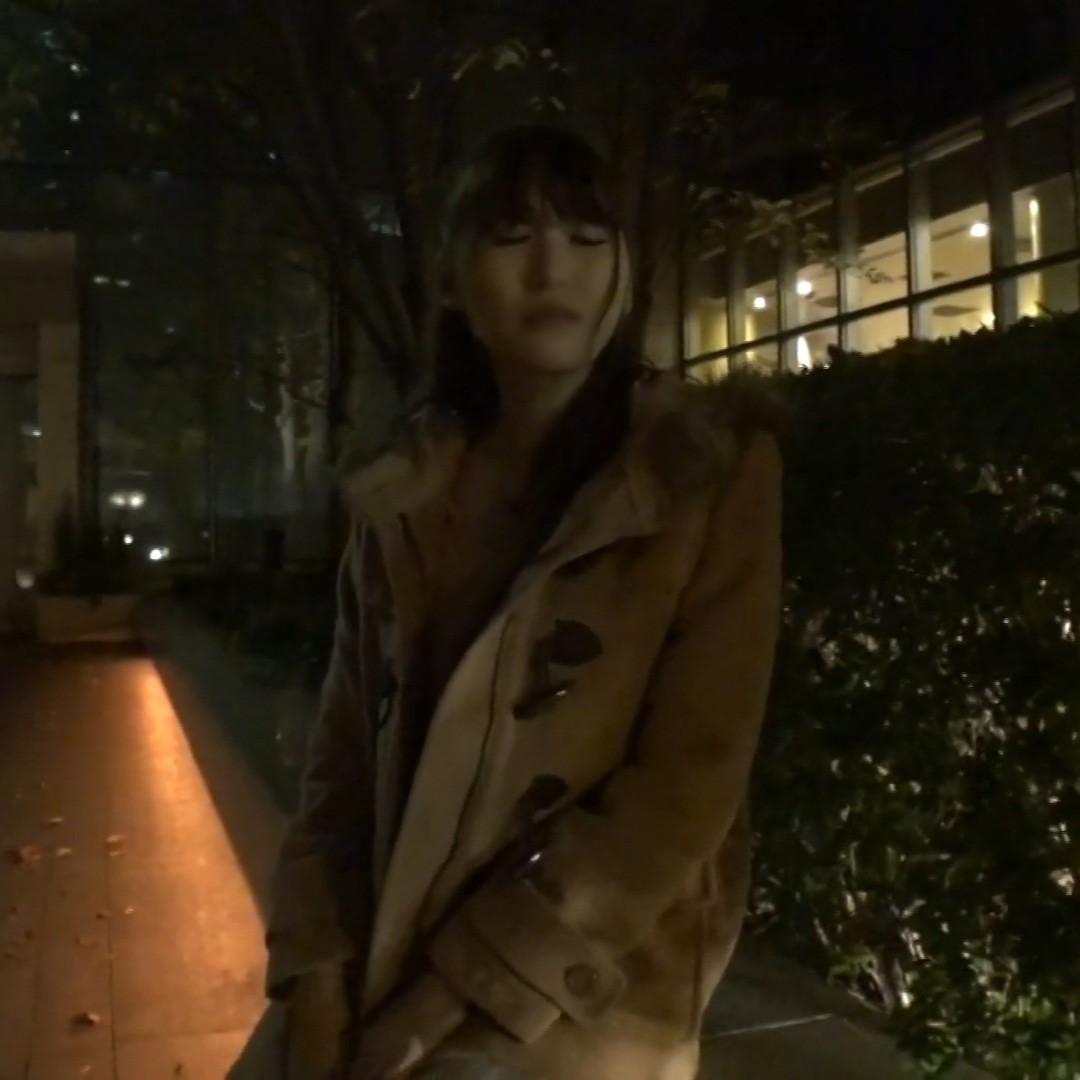 FC2-PPV-3943630 夜中に無防備に路上で寝ていたOLを部屋に連れ込んで生挿入中出し　※**pzpzqyx*sz 脱がしてみたら巨乳でスタイル抜群 Sample 1