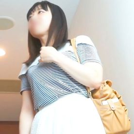 FC2-PPV-3981080 【個人撮影】***sqoxpoy** 清楚系の剛毛マンコ美女にイタズラ♥ 愛液を垂れ流しながら興奮し、頬に亀頭を擦りつけるようにフェラチオ♥