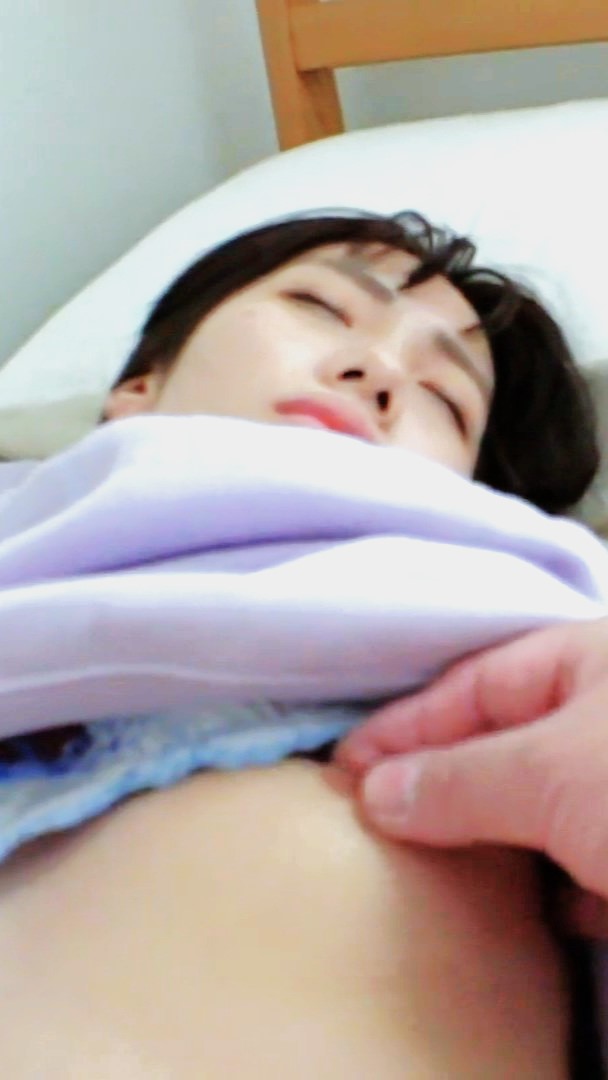 FC2-PPV-3982707 【マジヤバ】*****pn*qx*o 年下肉××、性的おままごと。無遠慮中出し Sample 1