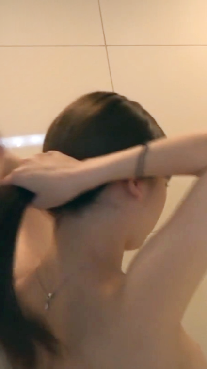 FC2-PPV-3999615 【チア部2年】**psojpnxjyy 都内体育大在籍。童顔貧乳で初心な生徒に生挿入【彼氏なし Sample 2