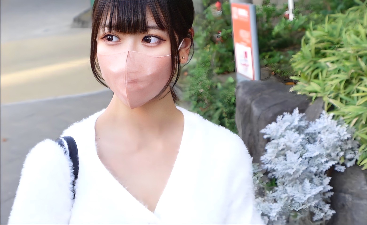 FC2-PPV-4003498 『完全顔出し』『無』『890pt』喋ってるとこの動画SNSとかにUPしないよね？？恥ずかしい恥ずかしいと言う恥ずかしいちゃんが恥ずかしがる！**psojpnqzjn ！ Sample 3