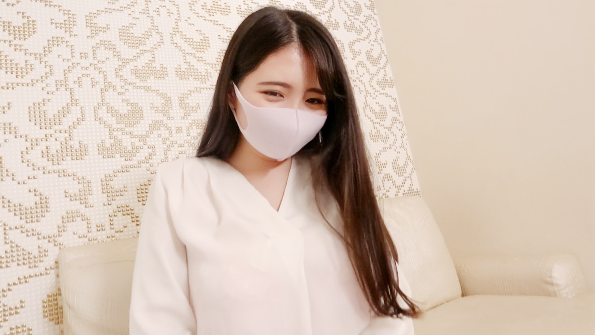 FC2-PPV-4008178 SNSで見たまんまの黒髪美**sqpnnjonz 人 色白スレンダー美人とハメ撮り Sample 3