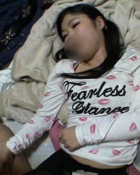 FC2-PPV-4014245 【業界の闇】***oypszjqjz SNSで有名なコスプレイヤー(20)が活動費のため極秘ハメ撮り※残り3個　再販は絶対しない