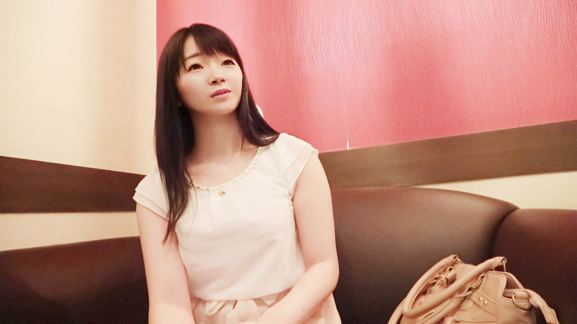 FC2-PPV-4015513 心理カウンセラーを目指す女子大生21歳 色白巨乳なJDに心身ともに癒さ**psojpnqppj れました Sample 3