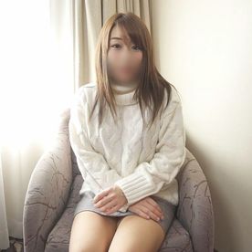 FC2-PPV-4030941 【素人】**psojpnxjyz 23歳茶髪ロングの清楚可愛いアパレル店員。草食男子クンの為にご奉仕恥じらいSEX。