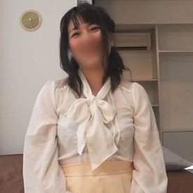 FC2-PPV-4031328 【人妻NTR】***oypszjxps 貧乳スベスベ白肌ボディの三十路妻。パイパンマンコに他人棒をガンハメ。