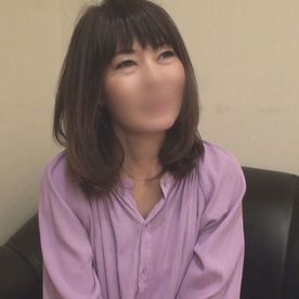 FC2-PPV-4047675 【人妻NTR】**psojpnqpqs 清楚でお淑やかな淫乱妻。夫に秘密で他人チンポを堪能しイキ狂う。