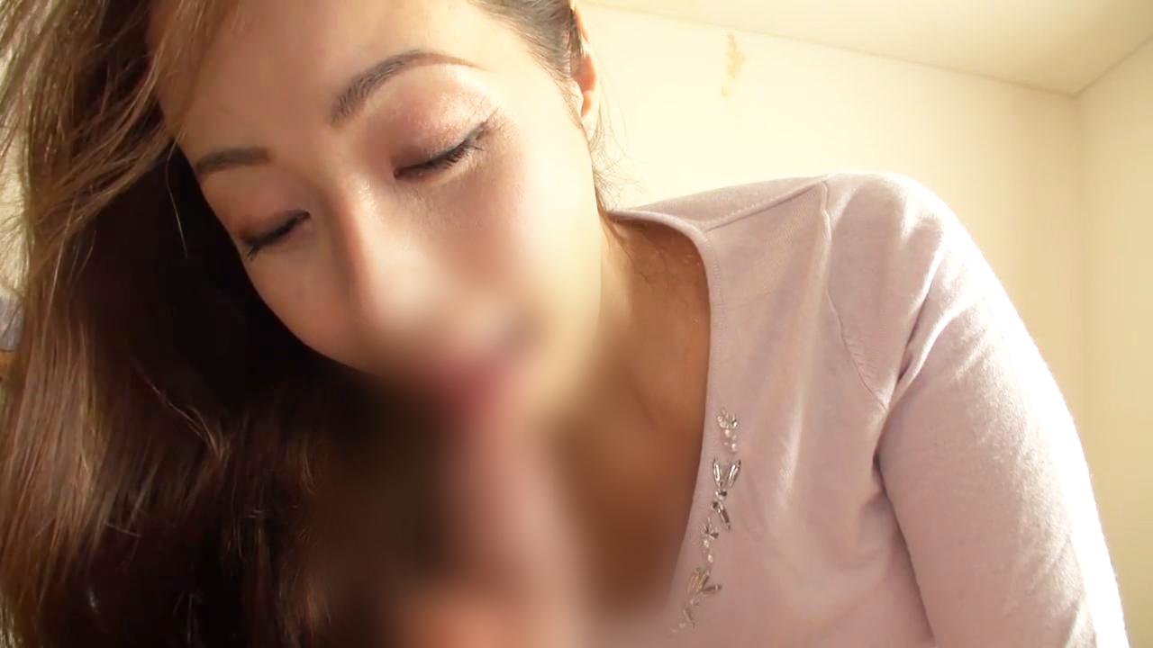 FC2-PPV-4047689 《熟女》**psojpnxjyj 色気ムンムン・ドMのスレンダー美熟女（52）◆ツボを突いた責めに歓喜の声を上げて咽び泣き痙攣イキ！！ Sample 1