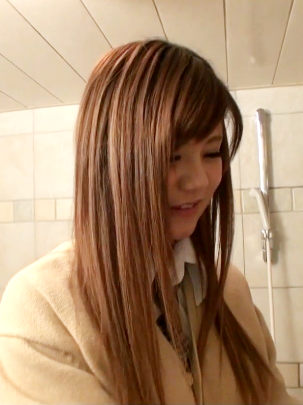 FC2-PPV-4055278 茶髪の美女にスケスケの制服姿でイカされてしまいました。***oypsxpsqo Sample 2