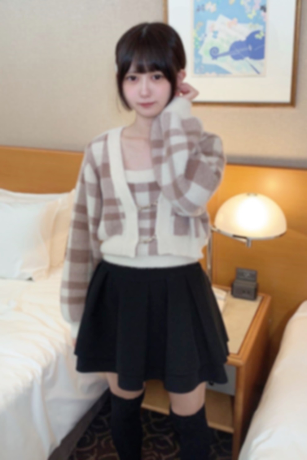 FC2-PPV-4067240 田舎生まれ田舎育ちの世間知らずな方言女子。人を疑わない性格をいいことにホテルに連れ込み即SEX！***oypsxpx*j ！ Sample 1