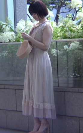 FC2-PPV-4072492 【人妻(24)/NTR】**sqpnnjoxz アーティスティックな雰囲気纏う、妖艶若妻デザイナーとの密会不倫SEXで中出し。