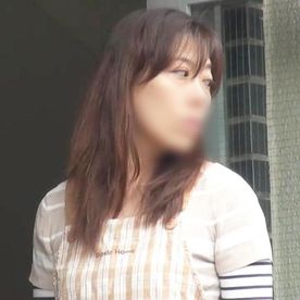 FC2-PPV-4124797 ガチ素人◆【熟女】***oypsnzzns Fカップ巨乳を持つ49歳・専業主婦人妻が自宅に浮気相手連れ込み◆熟したおま○ことろとろにしてジュボフェラでザーメン抜き！