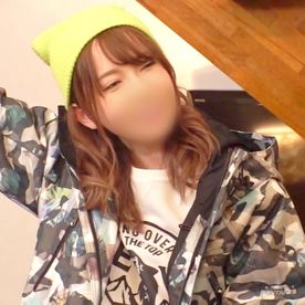 FC2-PPV-4141827 【素人】**sqpnnjjoj 色白・巨乳の綺麗すぎる大学生すみれちゃん。 感度が異常なほど高い潮吹きおまんこに連続中出ししました。