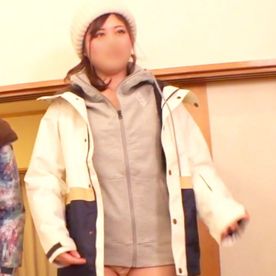FC2-PPV-4148128 【個撮】***oypszjqj* ムチムチ感がそそる清純系みなみちゃん。 ガン突きピストンで感じすぎて、白目アへ顔絶頂！！