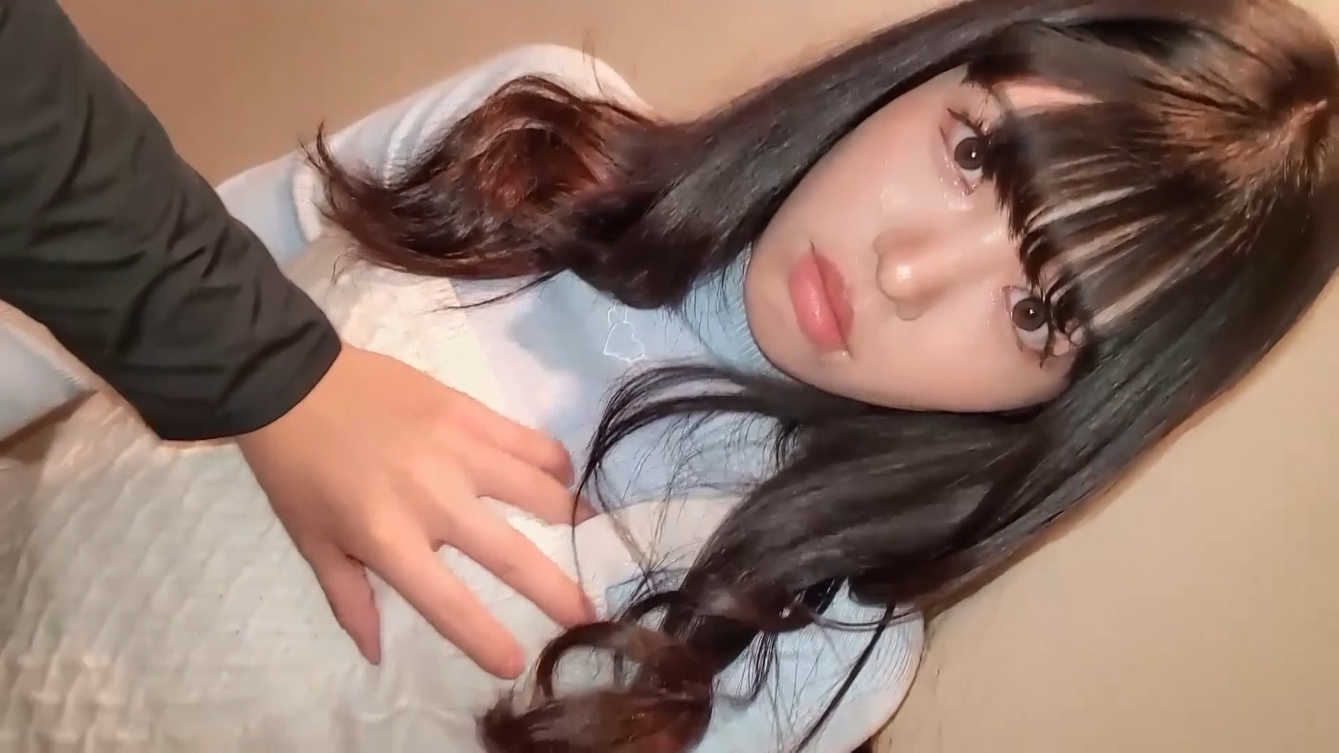 FC2-PPV-4171876 【初回数量限定セール中19800→9800】**psojpnqojx アイドル顔負けの超絶美人なあの子をハメ撮りで好き放題しちゃいます。【deruデるシリーズ】 Sample 2
