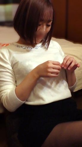 FC2-PPV-4221672 【Eカップ】**sqpnnjqjo S大2年テニサーのギャル・もえ(21)と中出しハメ撮り。