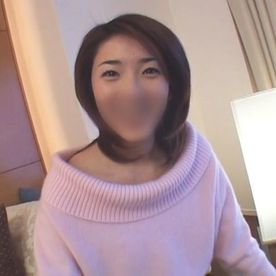 FC2-PPV-4240843 【個人撮影】**psojpnqoss 笑顔可愛い素人女子大生。スレンダーボディのキツマンコに激ハメ。