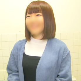 FC2-PPV-4284226 【個人撮影】**sqpnnyjxq ゆるふわ系の一般人女性(26歳) 外出中で蒸れているパイパンおまんこは、手マンと電マでガチイキしちゃいました。