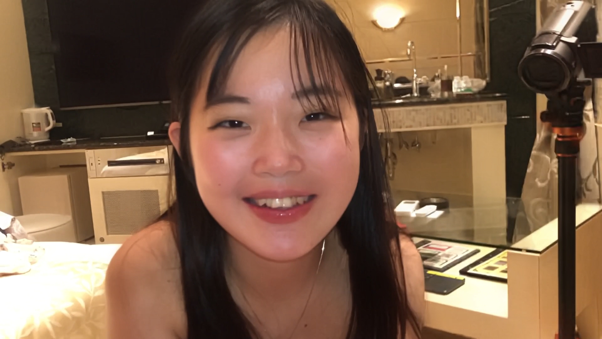 FC2-PPV-4286581 ささちゃん 20歳 ハメ撮り♡ Vol.1 料理が得意な黒髪清楚☆ 最後はフェラ抜き【リマスター】**psojpnxjso Sample 10