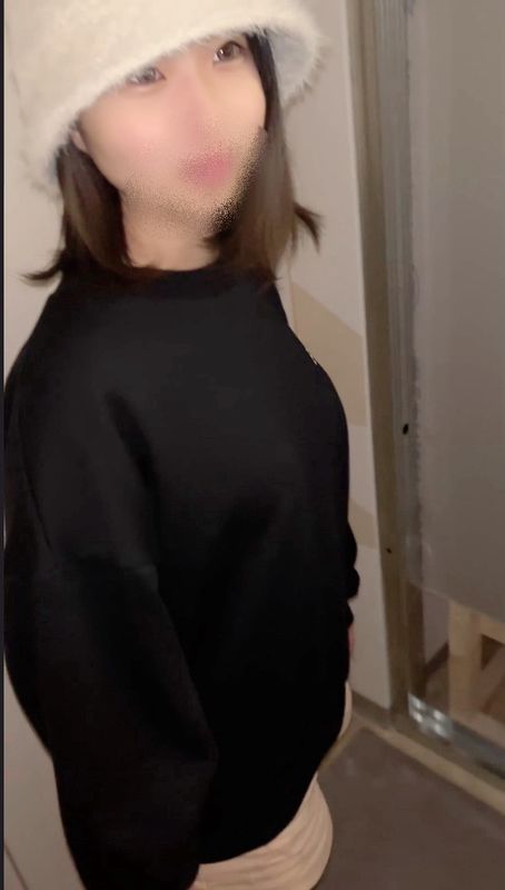 FC2-PPV-4300541 独占販売個数限定の衝撃作品！**sqpnnyjyj 現在の従業員のいも⚫︎とを裏方に連れてきてその場で金あげて中出し Sample 8