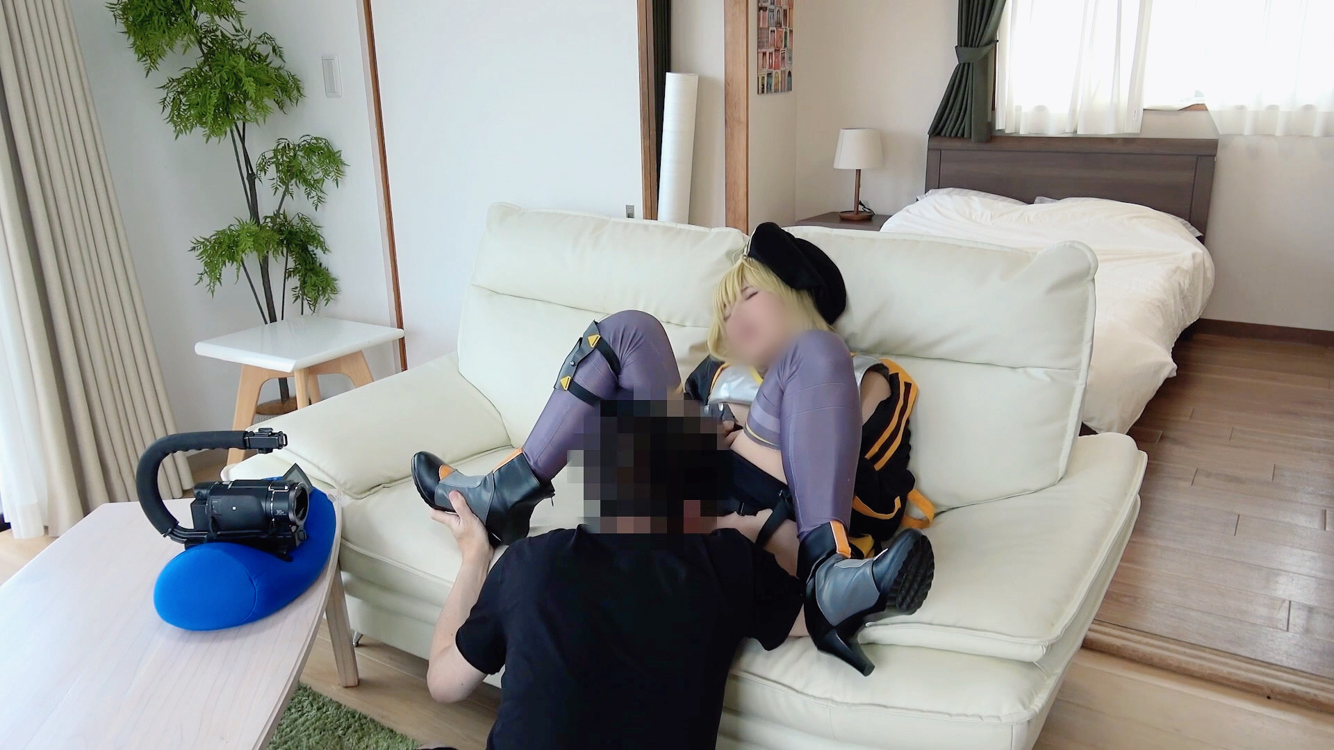 FC2-PPV-4300684 奇跡のわがままボディが最高にシコいレイヤーの***oypsxpqjx 中出しえっち Sample 3