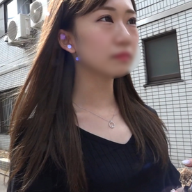 FC2-PPV-4302026 【本編顔出し】***oypszjson 超一流商社に顔採用された圧倒的なかわいさの女子大生が初撮影に挑戦。華奢で色白な体に巨根をぶち込みまくる。