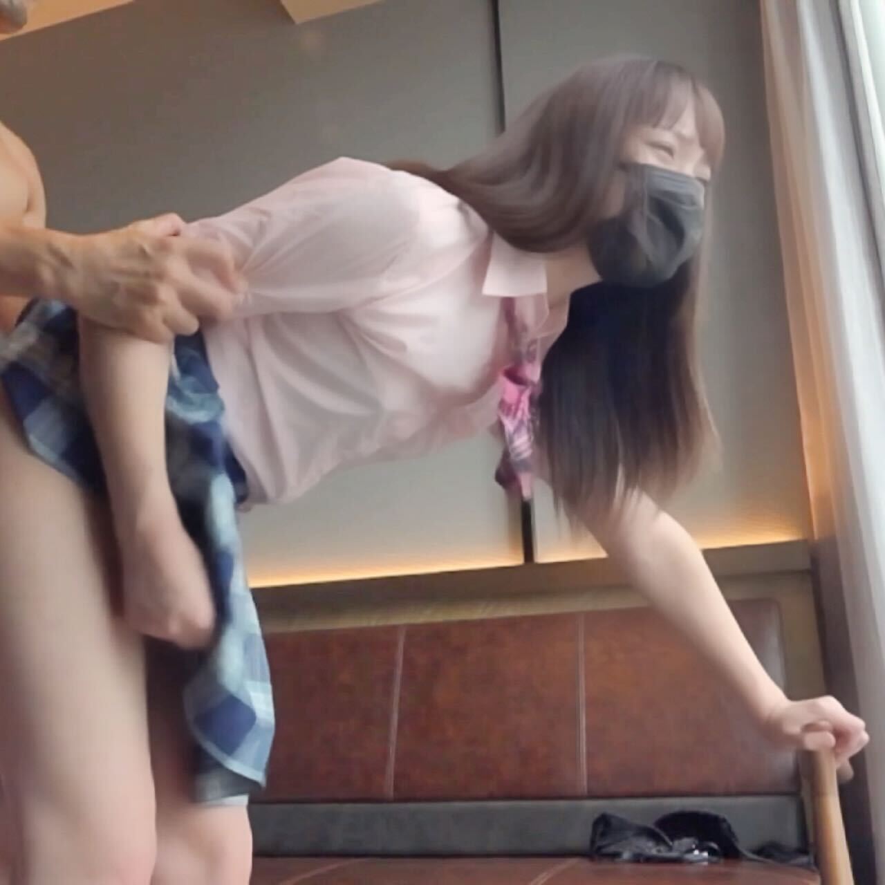 FC2-PPV-4303389 【限定公開】***szzoqnoyo ギリ合法18歳に生ハメを自撮り配信させました。ほぼ処女の幼い体型 Aカップ妊娠確定中出し Sample 2