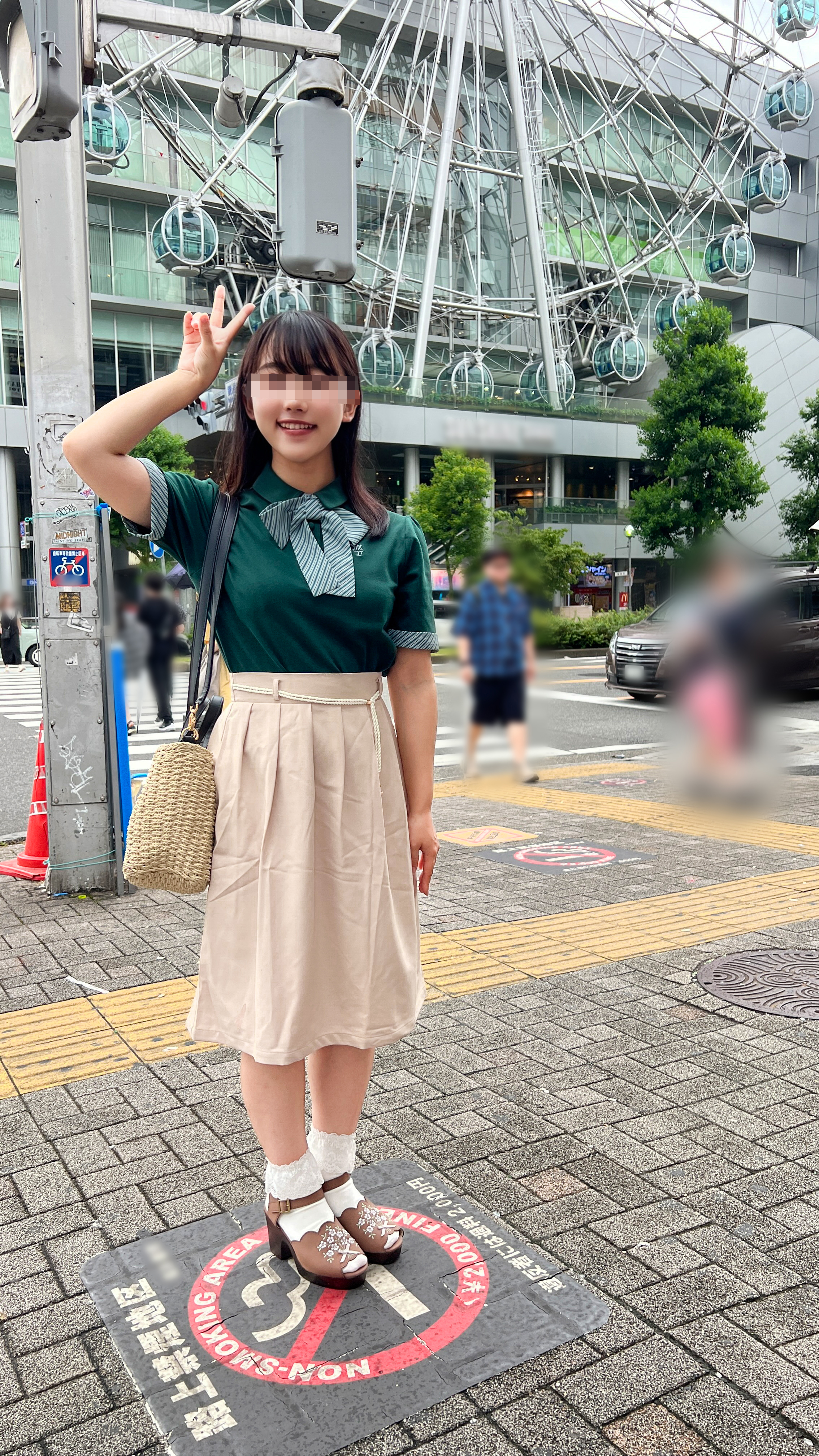 FC2-PPV-4303407 61%OFF!2/13まで激安【アイドル卵】***oypsnznop 名古屋で見つけた18歳ドルヲタ神カワ☆女〇〇生!人が良すぎてホテル連れ込み大成功!!大人チ○ポでイキまくる雑魚マンコがエロすぎるハメ撮り種付けビデオ Sample 9