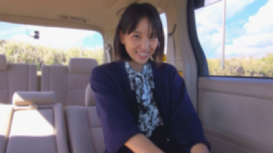 FC2-PPV-4304385 清楚美人奥様、精子飲ませてあげたら「おいしくいただきました♡ありがとうございます♡」とご丁寧に感謝の言葉。中出し後も「舐めてもいいですか？」と自分からお掃除フェラ。【3日間割引】**psojpnqopz Sample 2