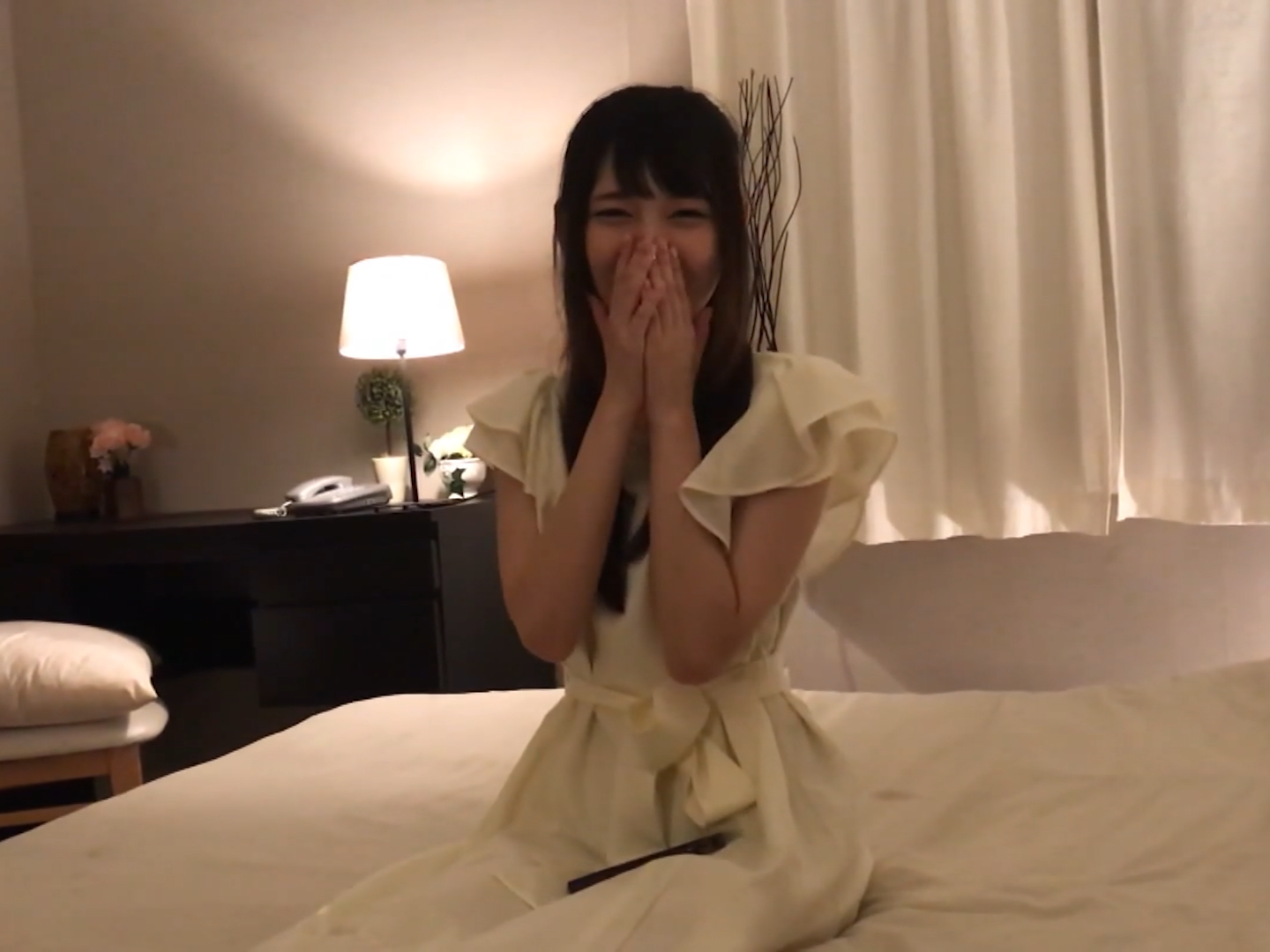 FC2-PPV-4307849 【純白天使なアイドル研究生】***szzoqnonz パイパン色白神ボディ。19才純粋美女の生ハメ本番プライベート撮影。 Sample 1