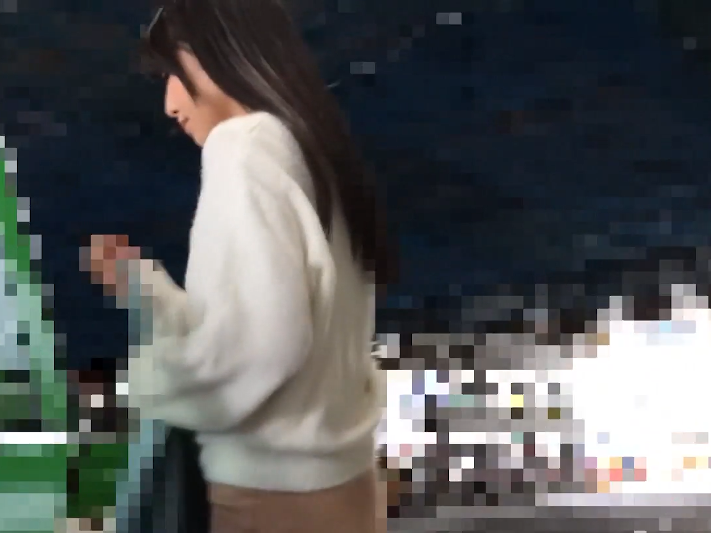 FC2-PPV-4310109 本編顔出し【初撮り】***oypsnznos 女子アナを目指す21才JD、あどけない笑顔に色白すべボディ、ミスキャンにも選ばれた黒髪清楚系美女！舐めるの大好きな淫乱に生ハメする動画。 Sample 1