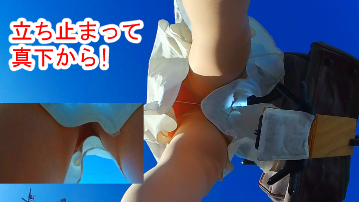 FC2-PPV-4310332 歩きながらスカートの中を\!**psojpnqopq 20代 北国レディーの 蒸れたパンティと太もも! Sample 8