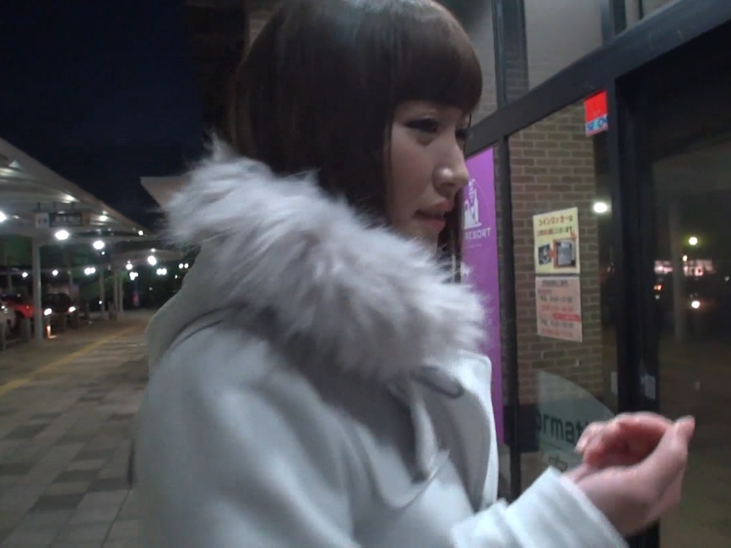 FC2-PPV-4311889 【アキバ人気コンカフェ嬢】***oypsnzxoq 色白Cカップみさちゃん（22）明るい性格の美女と真冬のプライベート本番SEX。 Sample 2