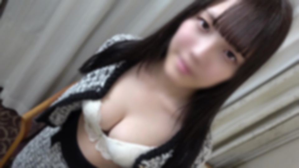 FC2-PPV-4313436 【２発射】***oypsnznns 友達と一緒に応募したのに呼ばれたのは私だけ♡ 服を脱がすとＧカップ巨乳♡ 恥じらいつつもカメラの前では大胆なワタシ♡ Sample 2