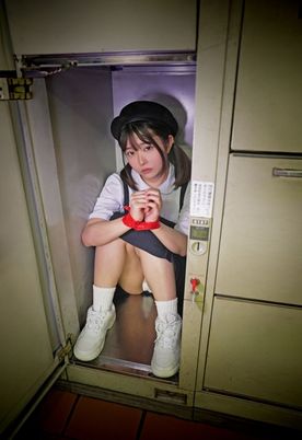 FC2-PPV-4314420 コインロッカーガール 80センチの箱に押し込まれた142センチの小さな美無垢女は5P●姦の精子で子宮パンパ**sqpnnjyps ンにしてマ○コだけ大人の階段のぼっちゃいました