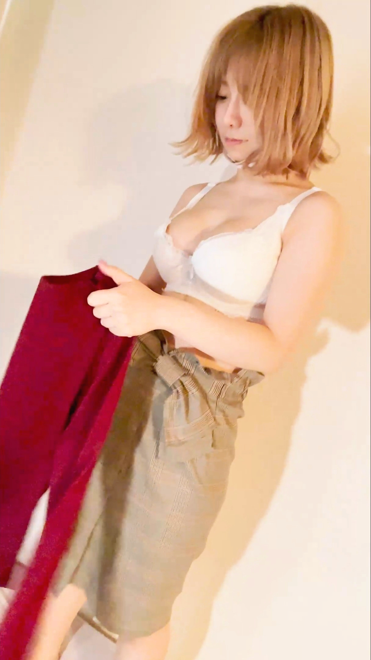 FC2-PPV-4315658 85%OFF!【”Fカップ乳首勃起”】**psojpnqoqo 素人JD(18)独占”中出し映像実録。ぐちょぐちょ音を立て、、精子を懇願。18才女〇大生のリアル中出し。 Sample 3
