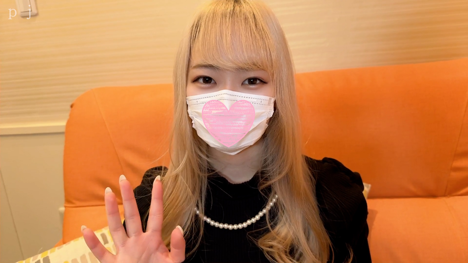 FC2-PPV-4307018 【個撮】**sqpnnjopn ネイリスト目指す美容系専門金髪美女。感じない振りしつつカラダは正直おま●こビショビショ！バック膣奥ガン突きに絶叫中イキ！強●膣奥大量中出し。 Sample 3