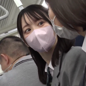 FC2-PPV-4323264 美脚スレンダーの短いスカートをめくって犯しまくる。《電車チカン》***oypsnzxps