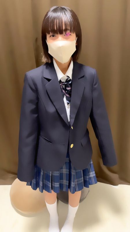 FC2-PPV-4323827 成長途中の体を全**sqpnnjo*s 裸身体検査/生えかけのマンマンが丸見え Sample 1