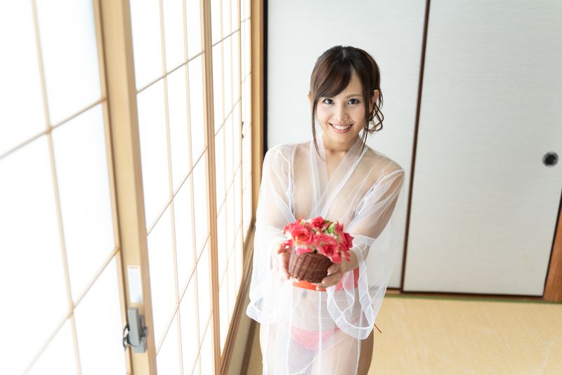 FC2-PPV-4325133 洗練された大人のいやし亭 ～透け陰部の奥から噴き出す潮を召し上がれ～碧えみ <カ**psojpnxjqp リビアンコム公式> Sample 4